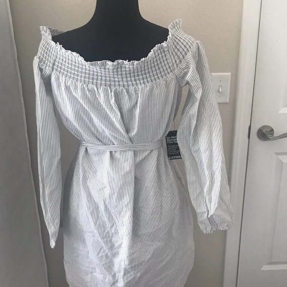 Express White And Grey Striped 3/4 Sleeved Shirt Dress Size M - Picture 3 of 4